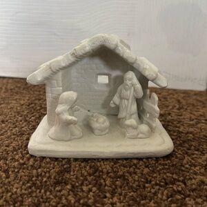 Nativity scene decor